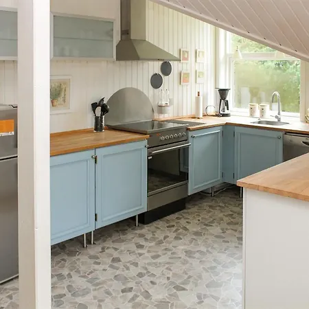 Tatil Evi Three-bedroom Holiday In *